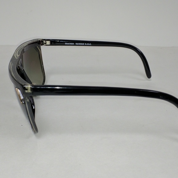 NWT True Vintage 90's Acetate Lady High Fashion Sunglasses (Black/C.Burgundy) - Picture 2 of 4